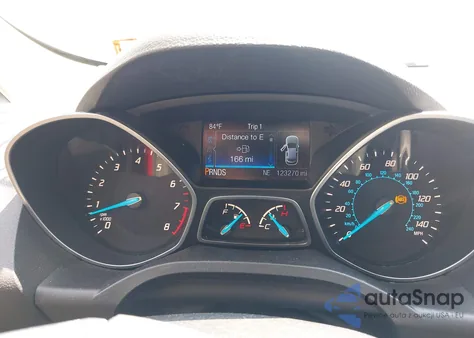 2014 Ford Escape Titanium z USA, uszkodzony, nr VIN 1FMCU0J96EUC43287